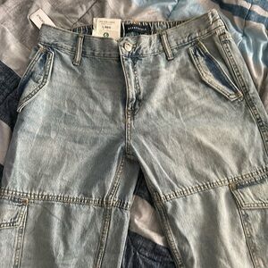 Low rise cargo Aeropostale jeans ⭐️⭐️⭐️⭐️⭐️
